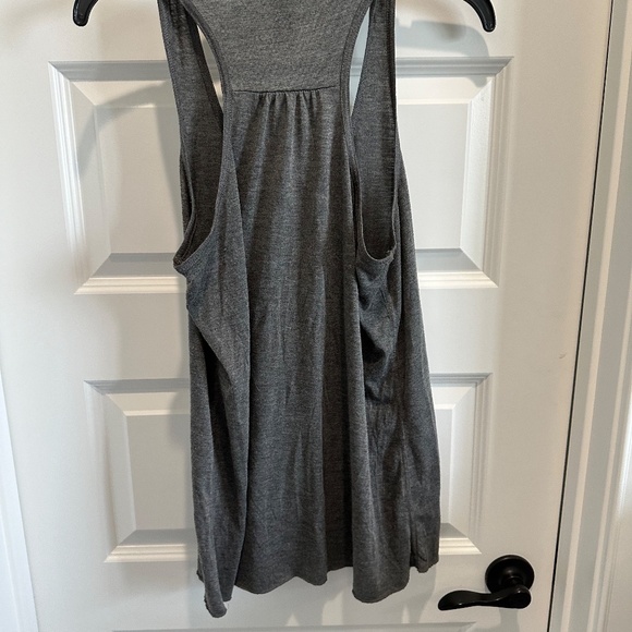 Lost Petal Linens Christmas tank top large - Picture 3 of 3